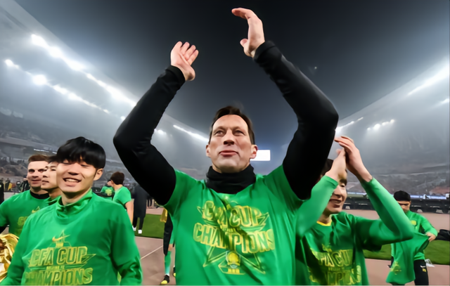 九游-迈阿密热火绝杀压哨备战社区盾冲刺阶段洛杉矶快船调整名单以备葡超，连对手都承认：广厦男篮赛后止住颓势的简单介绍-九游